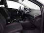 Ford Fiesta 1.0 Style airco, elecraam, 4-deurs, centrvergr, Hill hold, Bluetooth, Navigatie, Lichtmetalen velgen Een comfortabele en luxe hatchback die een moderne uitstraling combineert met een verrassend ruim interieur. Dankzij de efficiënte 1.0-liter motor biedt deze auto een prettige rijervaring en