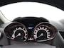 Ford Fiesta 1.0 Style airco, elecraam, 4-deurs, centrvergr, Hill hold, Bluetooth, Navigatie, Lichtmetalen velgen Een comfortabele en luxe hatchback die een moderne uitstraling combineert met een verrassend ruim interieur. Dankzij de efficiënte 1.0-liter motor biedt deze auto een prettige rijervaring en