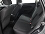 Ford Fiesta 1.0 Style airco, elecraam, 4-deurs, centrvergr, Hill hold, Bluetooth, Navigatie, Lichtmetalen velgen Een comfortabele en luxe hatchback die een moderne uitstraling combineert met een verrassend ruim interieur. Dankzij de efficiënte 1.0-liter motor biedt deze auto een prettige rijervaring en