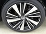 Toyota Corolla Touring Sports Hybrid 140 Dynamic | NL dealeronderhouden | Special Deal | Parkeersensoren voor+achter | Stoelverwarming | Draadloze telefoonlader | Apple CarPlay/Android Auto | Cruise Control Adaptive |  L&P deal/ Harm