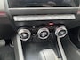 Renault Arkana 1.6 E-Tech hybrid 145 Techno | Stoel + Stuurverwarming | Elektrische stoelen | Achteruitrijcamera | Apple CarPlay / Android Auto |