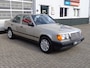 Mercedes-Benz 200-Serie 200-500 (W124) 230 E Smetteloze auto met slechts 73906 KM !! Automaat + Airco