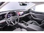 Volkswagen Passat Variant 1.5 eTSI Business 150pk DSG Automaat, Trekhaak, Stoelverwarming, Stuurverwarming, Achteruitrijcamera, Side assist, App-connect, Navigatie, LED verlichting