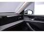 Volkswagen Passat Variant 1.5 eTSI Business 150pk DSG Automaat, Trekhaak, Stoelverwarming, Stuurverwarming, Achteruitrijcamera, Side assist, App-connect, Navigatie, LED verlichting
