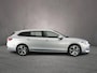 Volkswagen Passat Variant 1.5 eTSI Business 150pk DSG Automaat, Trekhaak, Stoelverwarming, Stuurverwarming, Achteruitrijcamera, Side assist, App-connect, Navigatie, LED verlichting