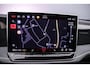 Volkswagen Passat Variant 1.5 eTSI Business 150pk DSG Automaat, Trekhaak, Stoelverwarming, Stuurverwarming, Achteruitrijcamera, Side assist, App-connect, Navigatie, LED verlichting