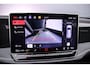 Volkswagen Passat Variant 1.5 eTSI Business 150pk DSG Automaat, Trekhaak, Stoelverwarming, Stuurverwarming, Achteruitrijcamera, Side assist, App-connect, Navigatie, LED verlichting