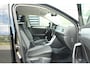 Volkswagen T-Roc 1.0 TSI 115pk Life 'Goal' | Allseasonbanden | Dodehoek Sensor | Navigatie | Apple CarPlay