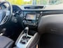 Nissan Qashqai 1.2 N-Connecta Airco Navi Lmv Panodak Trekhaak