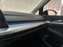 Volkswagen Golf Variant 1.0 eTSI DSG Life Navigatie Sfeerverlichting Stoelverwarming
