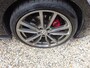 Volkswagen Golf 2.0 TSI GTI Navigatie, Achteruitrijcamera, Climate controle, 19" Lichtmetalen velgen,