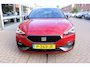 SEAT Leon 1.5 eTSI FR Business Intense automaat. panoramadak, wegklapbare trekhaak