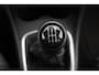 Volkswagen Polo 1.0 Comfortline Edition 75PK / 55kW, Parkeersensoren achter, radio, bluetooth telefoonvoorbereiding, elektrisch verstel- en verwarmbare buitenspiegels, airco, armsteun