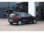 Volkswagen Polo 1.0 Comfortline Edition 75PK / 55kW, Parkeersensoren achter, radio, bluetooth telefoonvoorbereiding, elektrisch verstel- en verwarmbare buitenspiegels, airco, armsteun