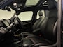 MINI Countryman Mini 2.0 Cooper S MINI Yours (PANO, LED, CAMERA, STOELVERWARMING, HUD)