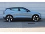 Volvo EX30 Single Motor Extended Range Plus 69 kWh | Achteropkomend verkeer waarschuwing | Apple Carplay & Android Auto | Autonomous Emergency Braking | Bluetooth telefoonvoorbereiding | Stoelverwarming | Cruise control adaptief met Stop&Go en stuurhulp | Dodehoekdetectie met correctie | Electronic climate controle | Rijstrooksensor met correctie