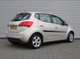 Kia Venga 1.4 CVVT X-ecutive | Trekhaak | 16" LM | Clima | Cruise | Navi | Parkeersensor achter |