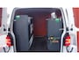 Volkswagen Transporter 2.0 TDI 150 pk automaat kasteninrichting Highline