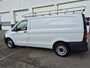 Mercedes-Benz Vito 110 CDI Lang navi trekhaak imperiaal voorbumper, airbags stuk normaal rijdbaar