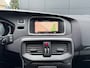 Volvo V40 1.5 T3 R-Design Pano LED Camera H/K Cruise 4-seizoensbanden NL-auto