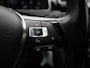 Volkswagen Golf 1.0 TSI Highline | Airconditioning | Cruise Control | Navigatie | DAB | Parkeersensoren | Lichtmetalen Velgen |