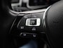 Volkswagen Golf 1.0 TSI Highline | Airconditioning | Cruise Control | Navigatie | DAB | Parkeersensoren | Lichtmetalen Velgen |