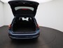 Ford Focus Wagon 1.0 EcoBoost Hybrid ST Line | Achteruitrijcamera | Verwarmbare Voorstoelen/Stuurwiel/Voorruit | PDC | Cruise Control | Keyless Entry |