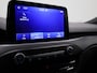 Ford Focus Wagon 1.0 EcoBoost Hybrid ST Line | Achteruitrijcamera | Verwarmbare Voorstoelen/Stuurwiel/Voorruit | PDC | Cruise Control | Keyless Entry |