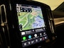 Volvo XC40 B4 Plus Dark | Trekhaak | Harman Kardon | Bestuurdersstoel elektrisch geheugen | Adaptieve Cruise Control | Stoel en Stuurwielverwarming | Google Infotainment | Parkeercamera | Pilot Assist | BLIS Dode Hoek Detectie | Keyless Drive | Parkeersensoren voor+achter | Passagiersstoel elektrisch | Elektrisch bedienbare achterklep | 19 Inch | Zitting verlenging voorstoelen | DAB Radio | Apple Carplay/Android Auto | Draadloos telefoon opladen | Volvo On Call met mobiele App functie | Aurora Silver Metallic |