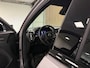 Volvo XC40 B4 Plus Dark | Trekhaak | Harman Kardon | Bestuurdersstoel elektrisch geheugen | Adaptieve Cruise Control | Stoel en Stuurwielverwarming | Google Infotainment | Parkeercamera | Pilot Assist | BLIS Dode Hoek Detectie | Keyless Drive | Parkeersensoren voor+achter | Passagiersstoel elektrisch | Elektrisch bedienbare achterklep | 19 Inch | Zitting verlenging voorstoelen | DAB Radio | Apple Carplay/Android Auto | Draadloos telefoon opladen | Volvo On Call met mobiele App functie | Aurora Silver Metallic |