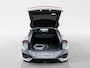 Kia EV6 GT-Line 84 kWh panoramisch schuif-/kanteldak | Verwarmbare en geventileerde stoelen | V2L | Meridian Premium Sound System | 360 camera | Metallic lak | Fabrieksgarantie t/m 11-04-2033 + 3x 1 jaar* | NAP