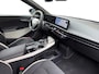 Kia EV6 GT-Line 84 kWh panoramisch schuif-/kanteldak | Verwarmbare en geventileerde stoelen | V2L | Meridian Premium Sound System | 360 camera | Metallic lak | Fabrieksgarantie t/m 11-04-2033 + 3x 1 jaar* | NAP
