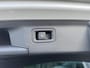 Mercedes-Benz A-klasse 250 e AMG Line Plug in Hybride 218pk Pano / Widescreen / Trekhaak / Sfeerverlichting