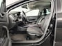 Renault Megane Estate 1.3 TCe 140 Techno | Climate control | Camera | Trekhaak | AppleCarplay AndroidAuto | 1700 Kg Trekken | All season banden | Navigatie |