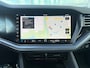 Volkswagen Touareg 3.0 TSi eHybrid 4MOTION R 462pk NW model Luchtvering / Trekhaak / Massage Stoelen