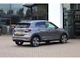 Volkswagen T-Cross 1.0 TSI Style Door ons geleverd en onderhouden, achteruitrijcamera (Rear View), parkeersensoren voor en achter (PDC), navigatie, 2-zone climatronic, adaptieve cruise control (ACC), privacy glas, digital cockpit pro, elektrisch verstel-, verwarm- en inklapbare buitenspiegels, multifunctioneel lederen stuurwiel, grootlichtassistent (Light Assist), dodehoekdetectie (Side Assist), draadloze telefoonlader, keyless go & entry etc.