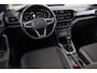 Volkswagen T-Cross 1.0 TSI Style Door ons geleverd en onderhouden, achteruitrijcamera (Rear View), parkeersensoren voor en achter (PDC), navigatie, 2-zone climatronic, adaptieve cruise control (ACC), privacy glas, digital cockpit pro, elektrisch verstel-, verwarm- en inklapbare buitenspiegels, multifunctioneel lederen stuurwiel, grootlichtassistent (Light Assist), dodehoekdetectie (Side Assist), draadloze telefoonlader, keyless go & entry etc.