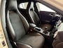 Mercedes-Benz GLA 200 AMG line | Navigatie | 19 inch AMG velgen | Bi-Xenon | Camera | PDC voor+achter | Half lederen sportstoelen met stoelverwarming | Bluetooth | Airconditioning | Volledige onderhoudshistorie aanwezig!