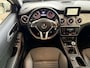 Mercedes-Benz GLA 200 AMG line | Navigatie | 19 inch AMG velgen | Bi-Xenon | Camera | PDC voor+achter | Half lederen sportstoelen met stoelverwarming | Bluetooth | Airconditioning | Volledige onderhoudshistorie aanwezig!