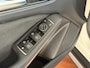 Mercedes-Benz GLA 200 AMG line | Navigatie | 19 inch AMG velgen | Bi-Xenon | Camera | PDC voor+achter | Half lederen sportstoelen met stoelverwarming | Bluetooth | Airconditioning | Volledige onderhoudshistorie aanwezig!