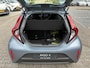Toyota Aygo X HYBRID 115 PLAY NIEUW & DIRECT LEVERBAAR!!! APPLE/ANDROID CLIMA AD-CRUISE CAMERA 17" LM-VELGEN