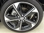 Toyota Yaris 1.5 Hybrid 130 Launch Edition | Panoramadak | JBL | Head-Up Display | Dodehoek detectie | Parkeersensoren voor+achter | Stoel+stuurverwarming | Draadloze telefoonlader | Navigatie | Apple CarPlay/Android Auto |