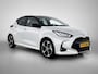 Toyota Yaris 1.5 Hybrid 130 Launch Edition | Panoramadak | JBL | Head-Up Display | Dodehoek detectie | Parkeersensoren voor+achter | Stoel+stuurverwarming | Draadloze telefoonlader | Navigatie | Apple CarPlay/Android Auto |