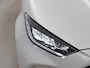 Toyota Yaris 1.5 Hybrid 130 Launch Edition | Panoramadak | JBL | Head-Up Display | Dodehoek detectie | Parkeersensoren voor+achter | Stoel+stuurverwarming | Draadloze telefoonlader | Navigatie | Apple CarPlay/Android Auto |