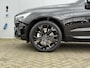 Volvo XC60 T6 Plug-in hybrid AWD Plus Black Edition | Luchtvering | Head-Up Display | 360º Camera | Schuif/Kantel-Panoramadak | Google Infotainment | 21 inch Lichtmetalen velgen|