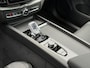 Volvo XC60 T6 Plug-in hybrid AWD Plus Black Edition | Luchtvering | Head-Up Display | 360º Camera | Schuif/Kantel-Panoramadak | Google Infotainment | 21 inch Lichtmetalen velgen|