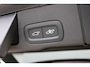Volvo XC60 T6 Plug-in hybrid AWD Plus Black Edition | Luchtvering | Head-Up Display | 360º Camera | Schuif/Kantel-Panoramadak | Google Infotainment | 21 inch Lichtmetalen velgen|