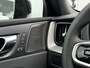 Volvo XC60 T6 Plug-in hybrid AWD Plus Black Edition | Luchtvering | Head-Up Display | 360º Camera | Schuif/Kantel-Panoramadak | Google Infotainment | 21 inch Lichtmetalen velgen|