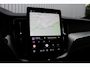 Volvo XC60 T6 Plug-in hybrid AWD Plus Black Edition | Luchtvering | Head-Up Display | 360º Camera | Schuif/Kantel-Panoramadak | Google Infotainment | 21 inch Lichtmetalen velgen|