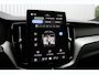 Volvo XC60 T6 Plug-in hybrid AWD Plus Black Edition | Luchtvering | Head-Up Display | 360º Camera | Schuif/Kantel-Panoramadak | Google Infotainment | 21 inch Lichtmetalen velgen|